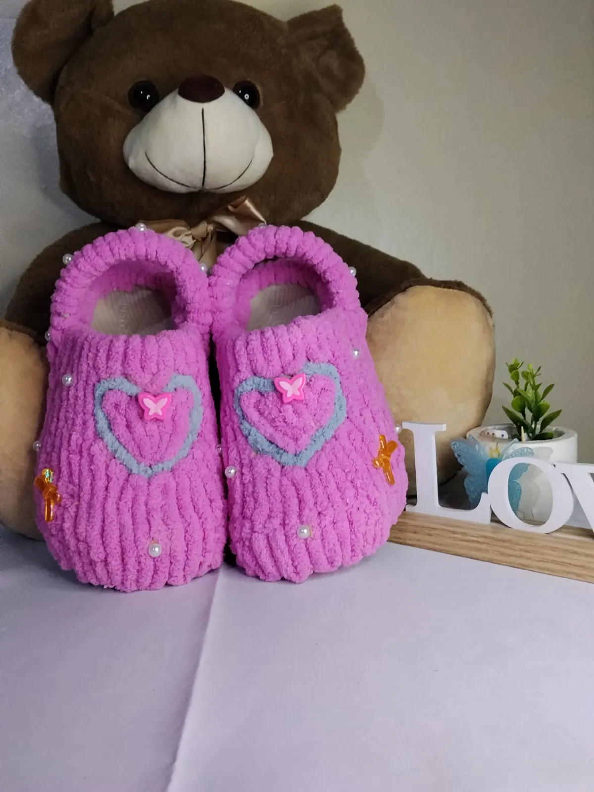 Aura Cozy Yarn Crocs