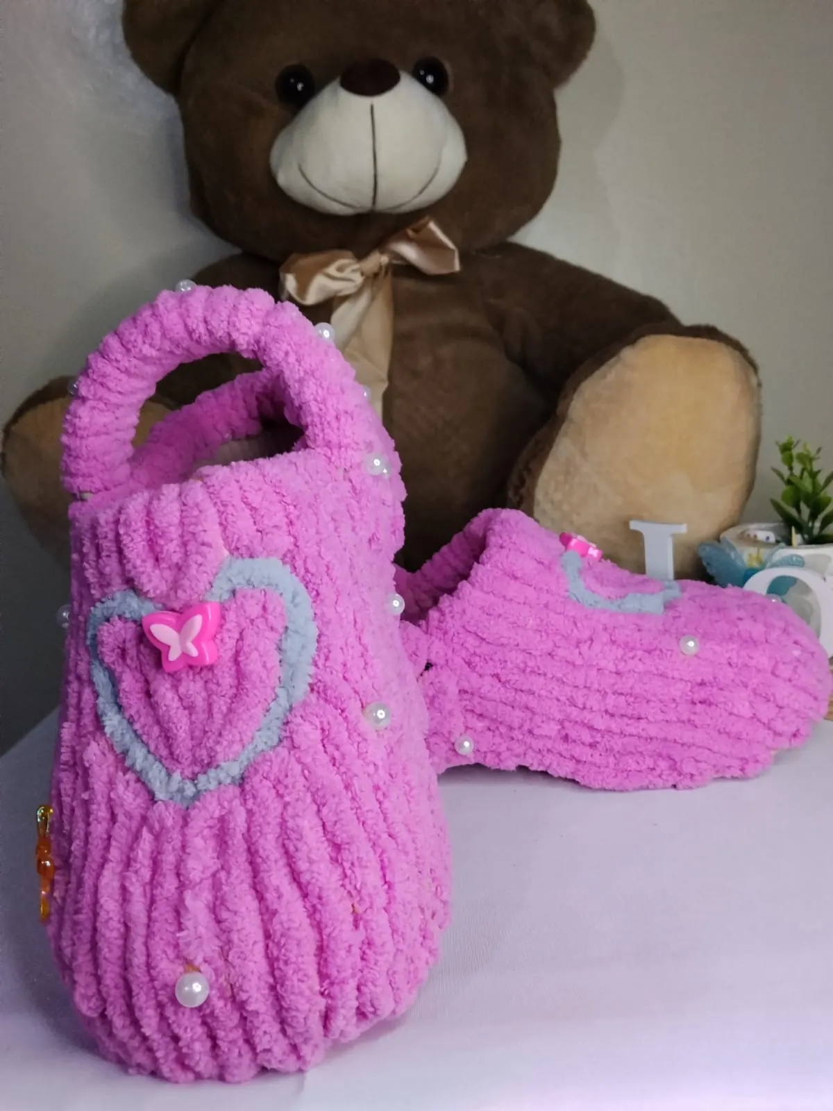 Aura Cozy Yarn Crocs