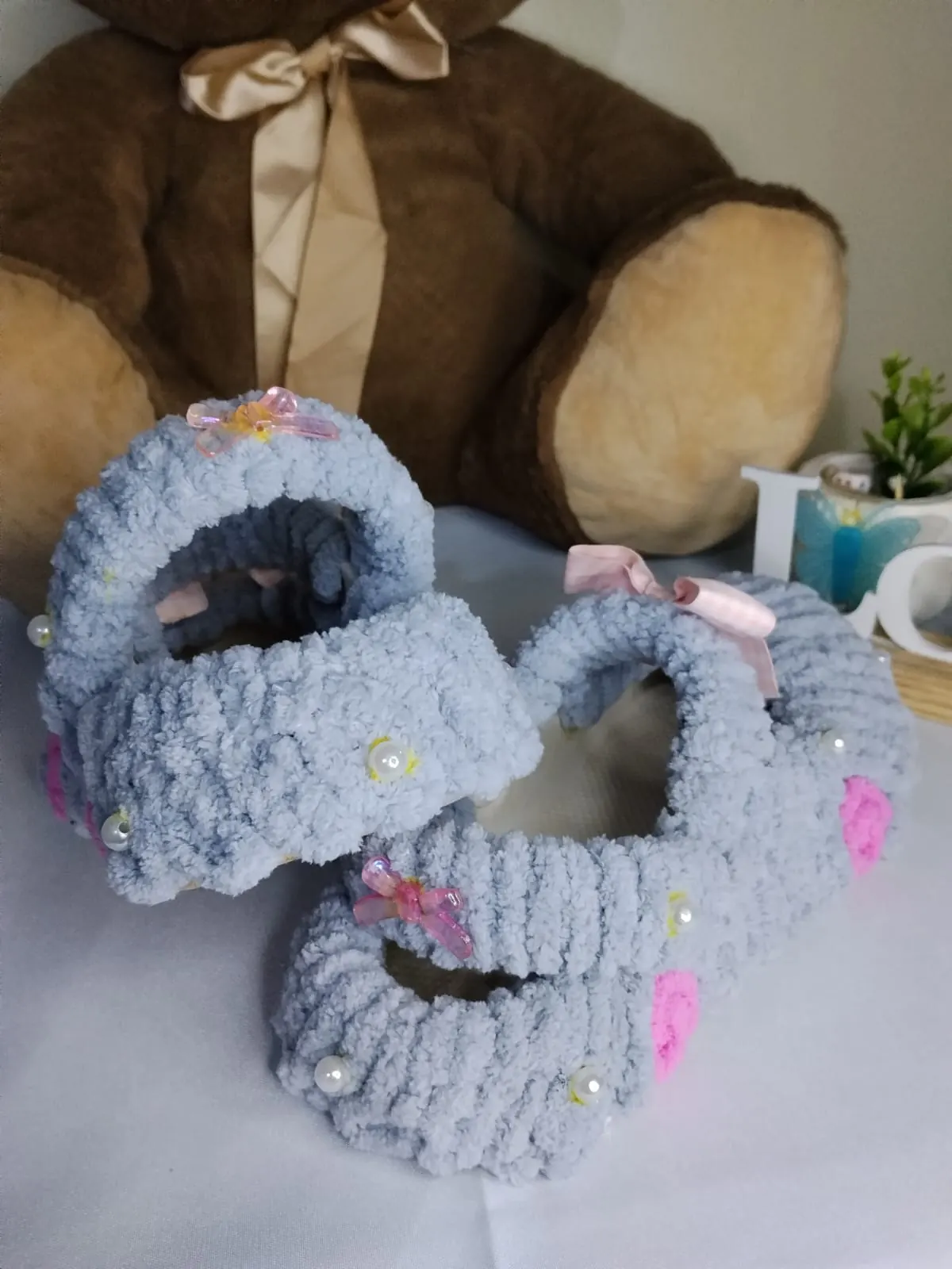 Aura Cozy Yarn Crocs